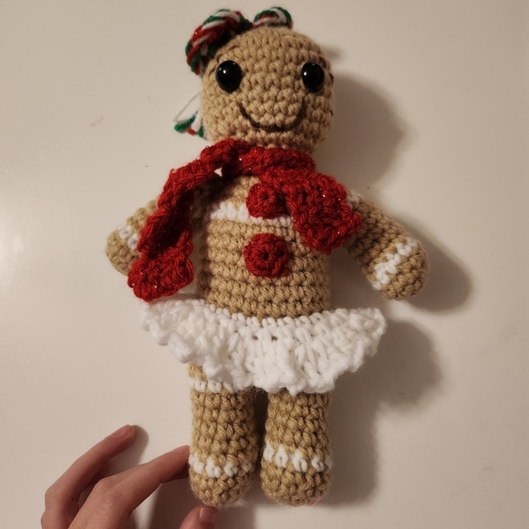 Crochet gingerbread girl, LAST ONE, Hand Crocheted by Mom - Picture 2 of 5